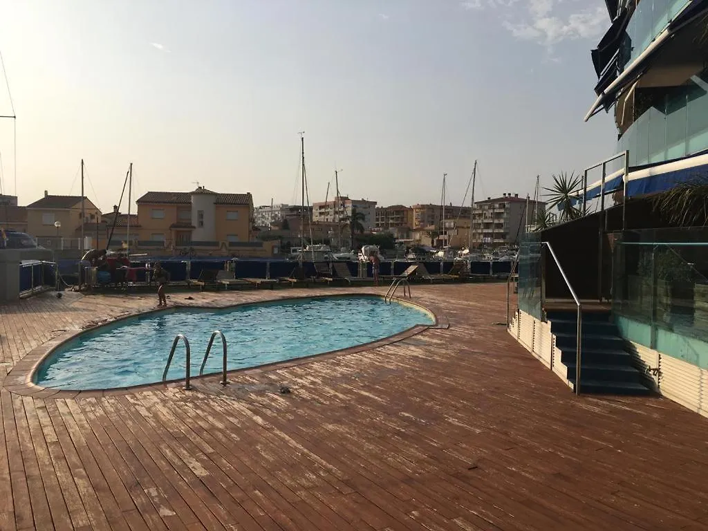 Moderno Y Confortable Apartamento Port Trebol Roses